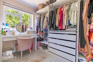 Bedroom- click for photo gallery